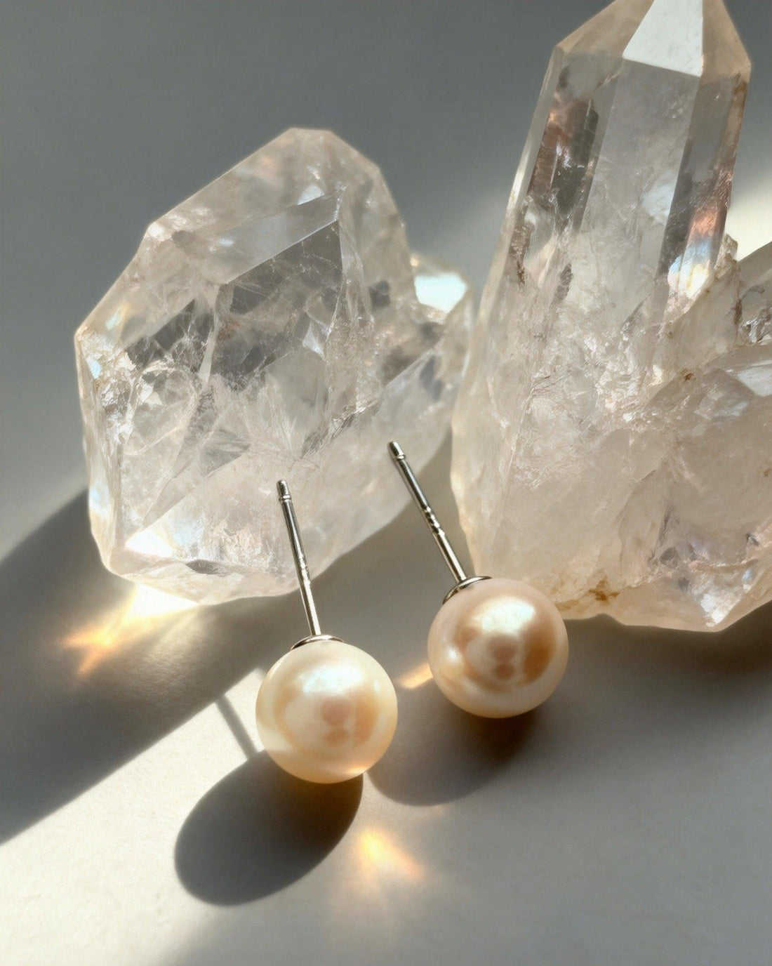 Quiet Luxury Jewelry: What It Is & How Pearls Became the Icon (2026)