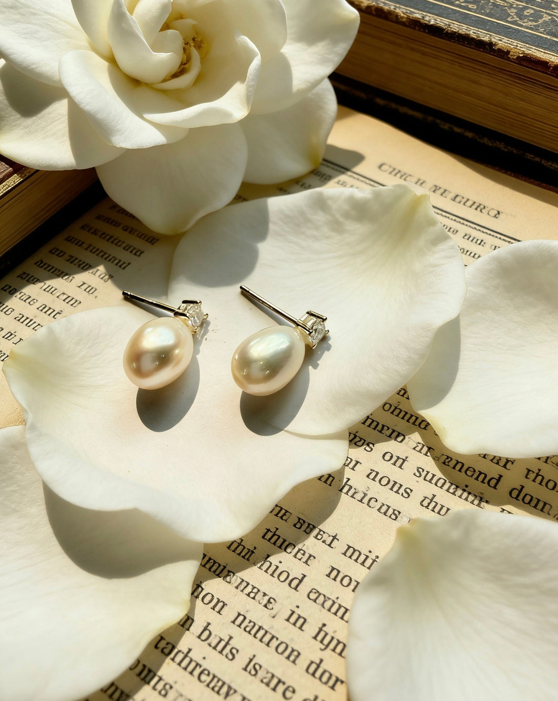 Do Saltwater pearls lose their luster faster than Freshwater pearls?