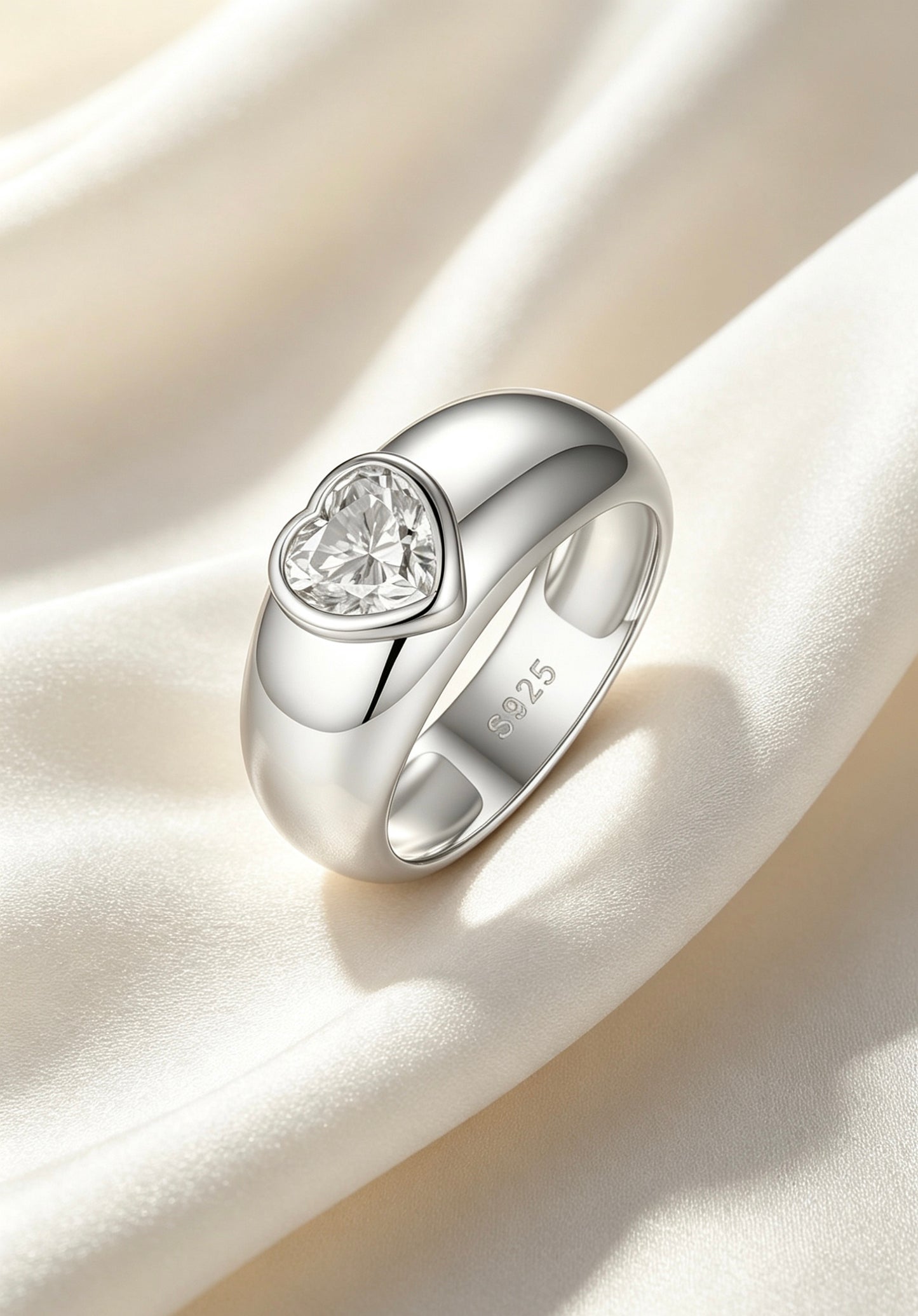 Heart Moissanite Ring 1.2ct · Dome Band Bezel Setting · Valentine Bridal Ring S925 Silver | Luvymia