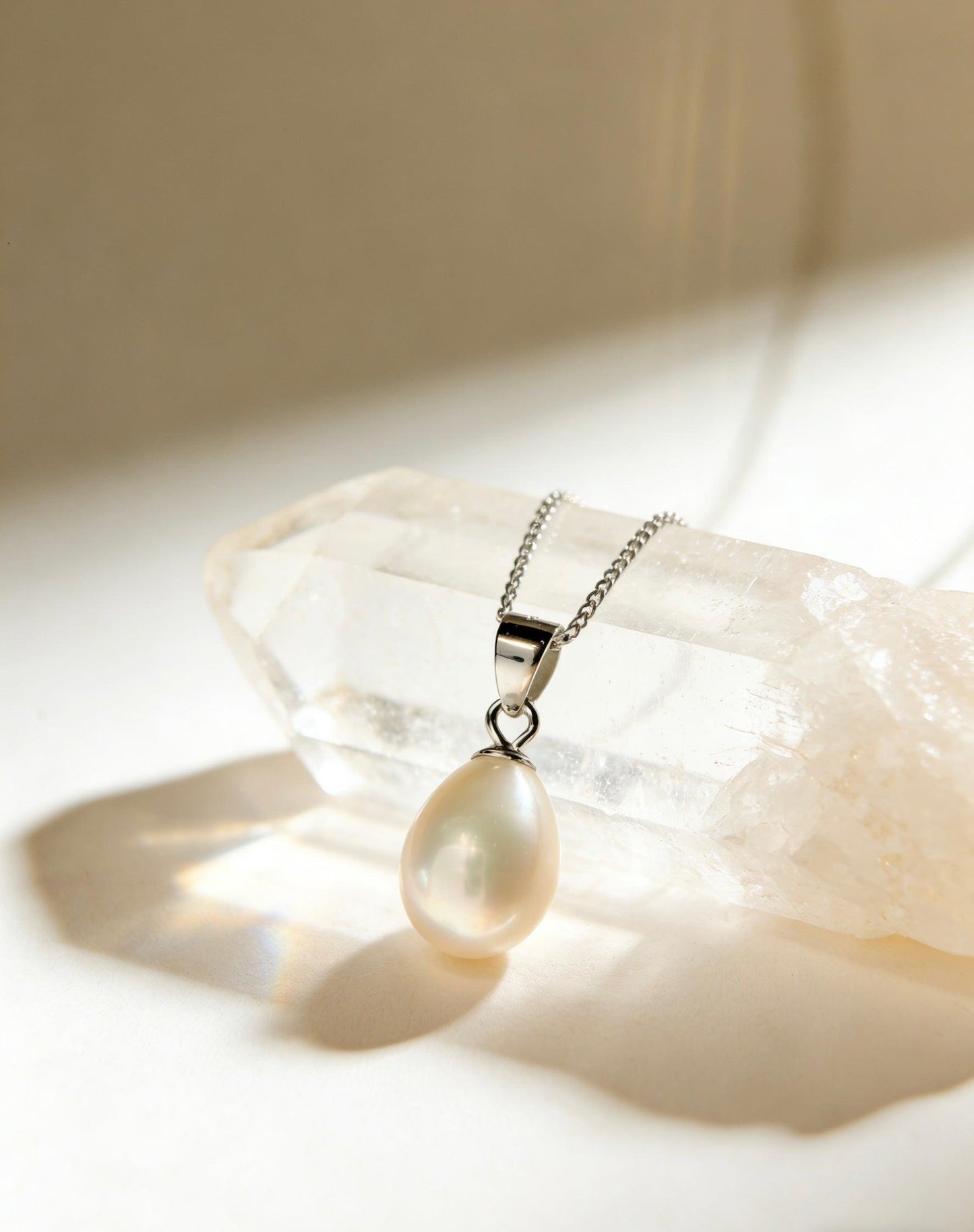 Luvymia baroque freshwater pearl pendant necklace with a cream-white pearl and 925 sterling silver chain.