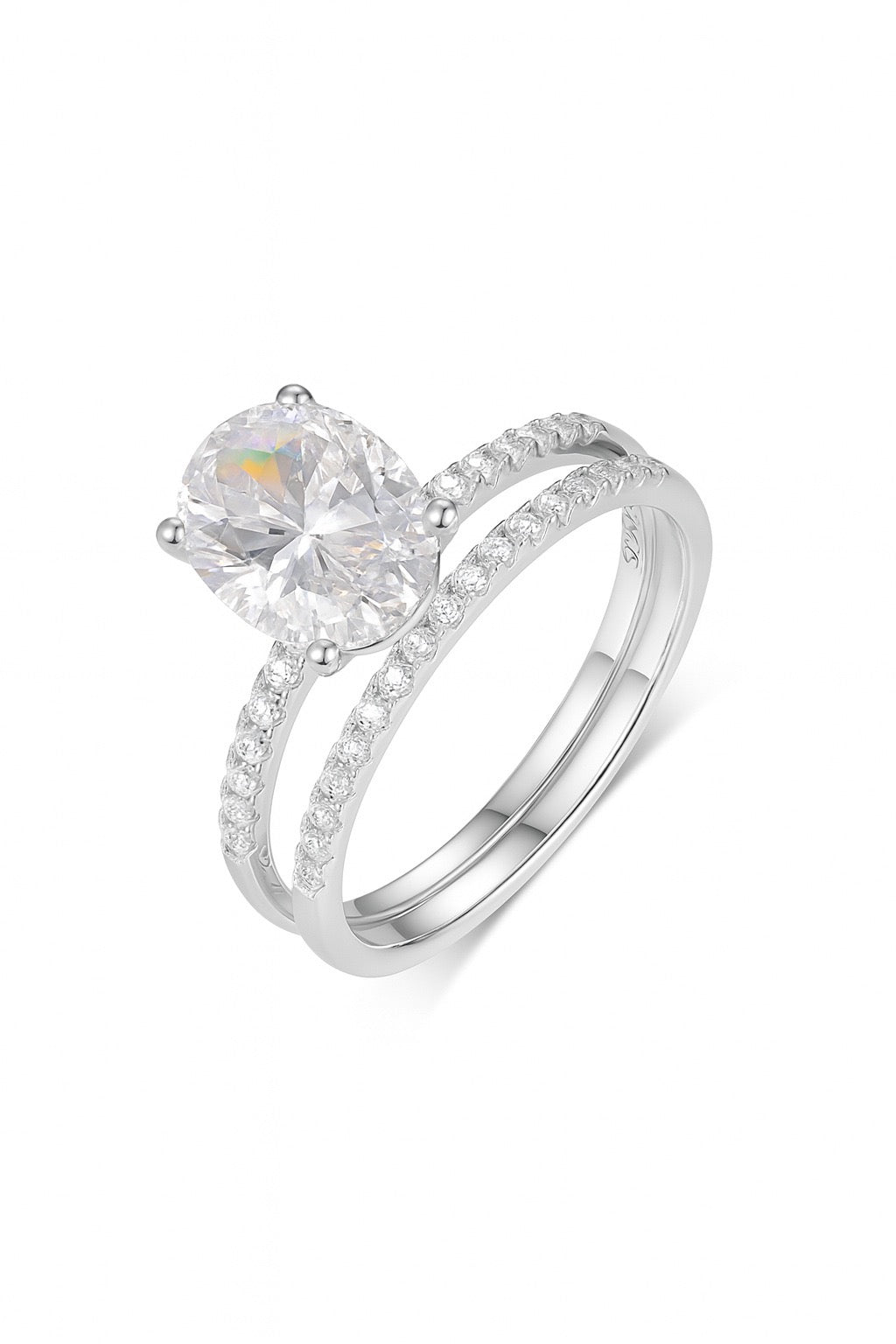 Oval Moissanite Solitaire Bridal Ring Set — Four-Prong · S925 Silver | Luvymia