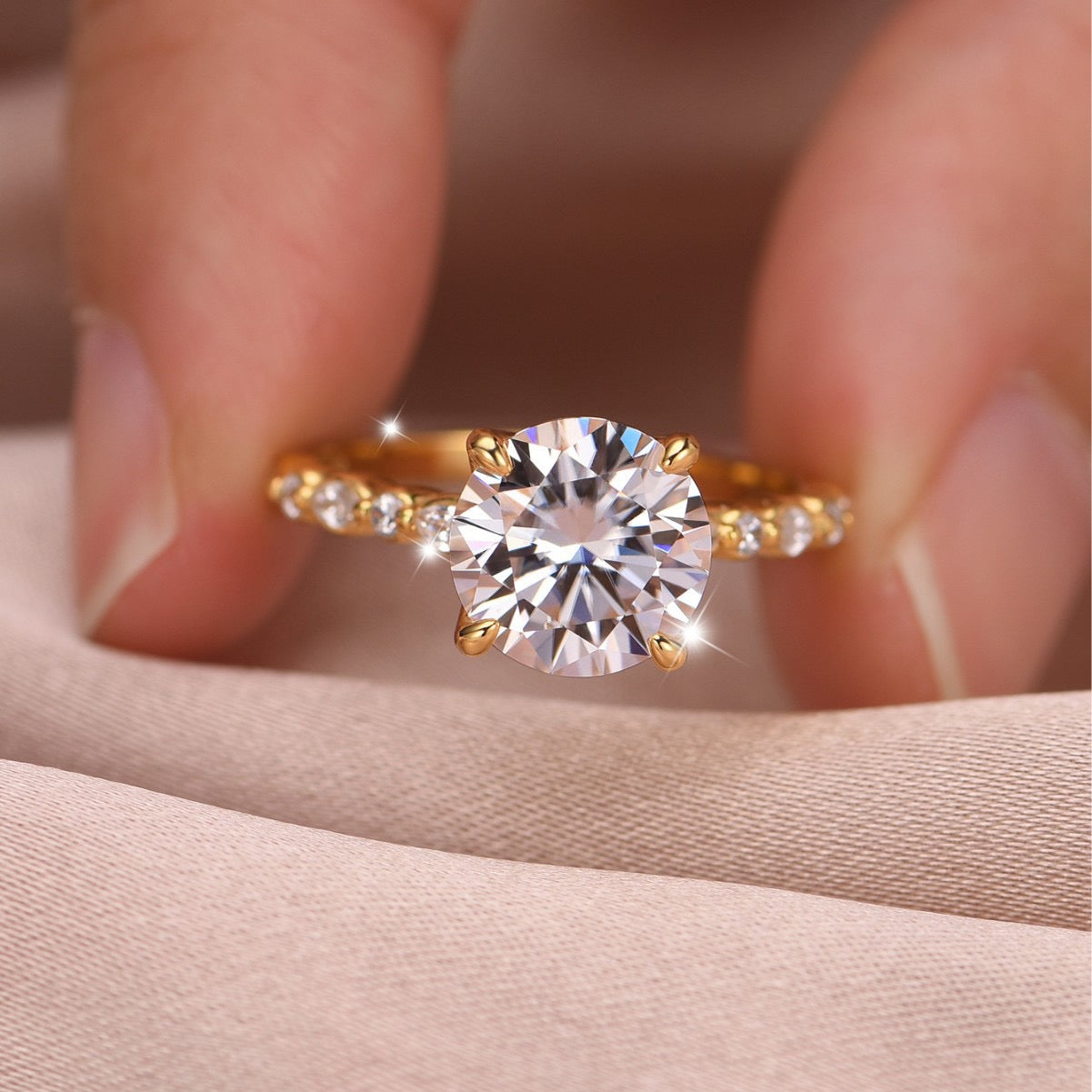Round Moissanite Ring 9mm — D Color VVS1 · Marquise Band · S925 Silver | Luvymia