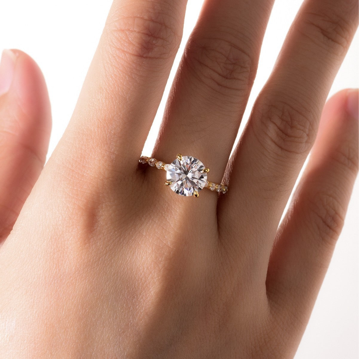 Round Moissanite Ring 9mm — D Color VVS1 · Marquise Band · S925 Silver | Luvymia